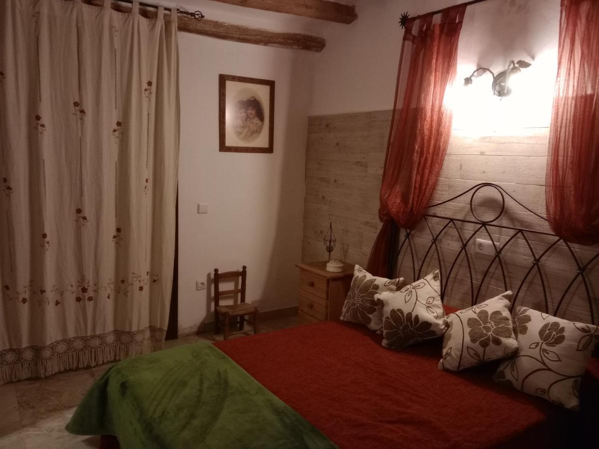 Cortijo Rural Molino El Tarahal Con Piscina Y Zonas Compartidas المظهر الخارجي الصورة